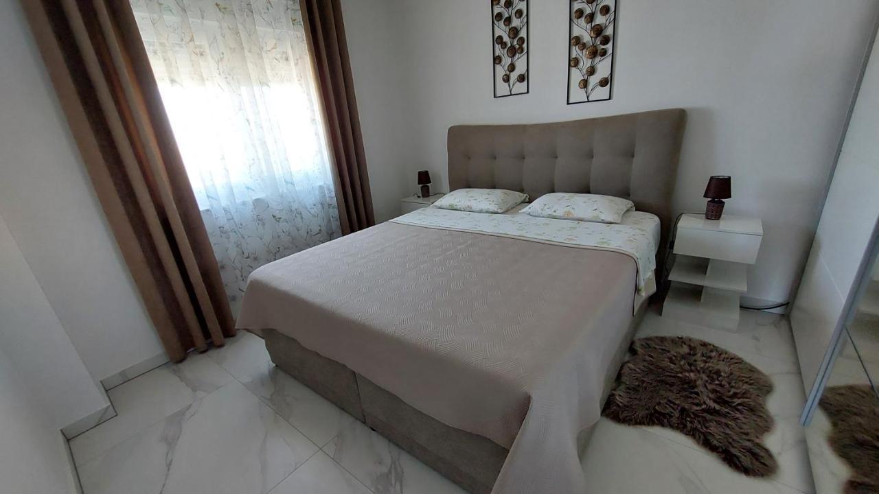 Апартаменти Penthouse Dream Look Рогозниця Екстер'єр фото