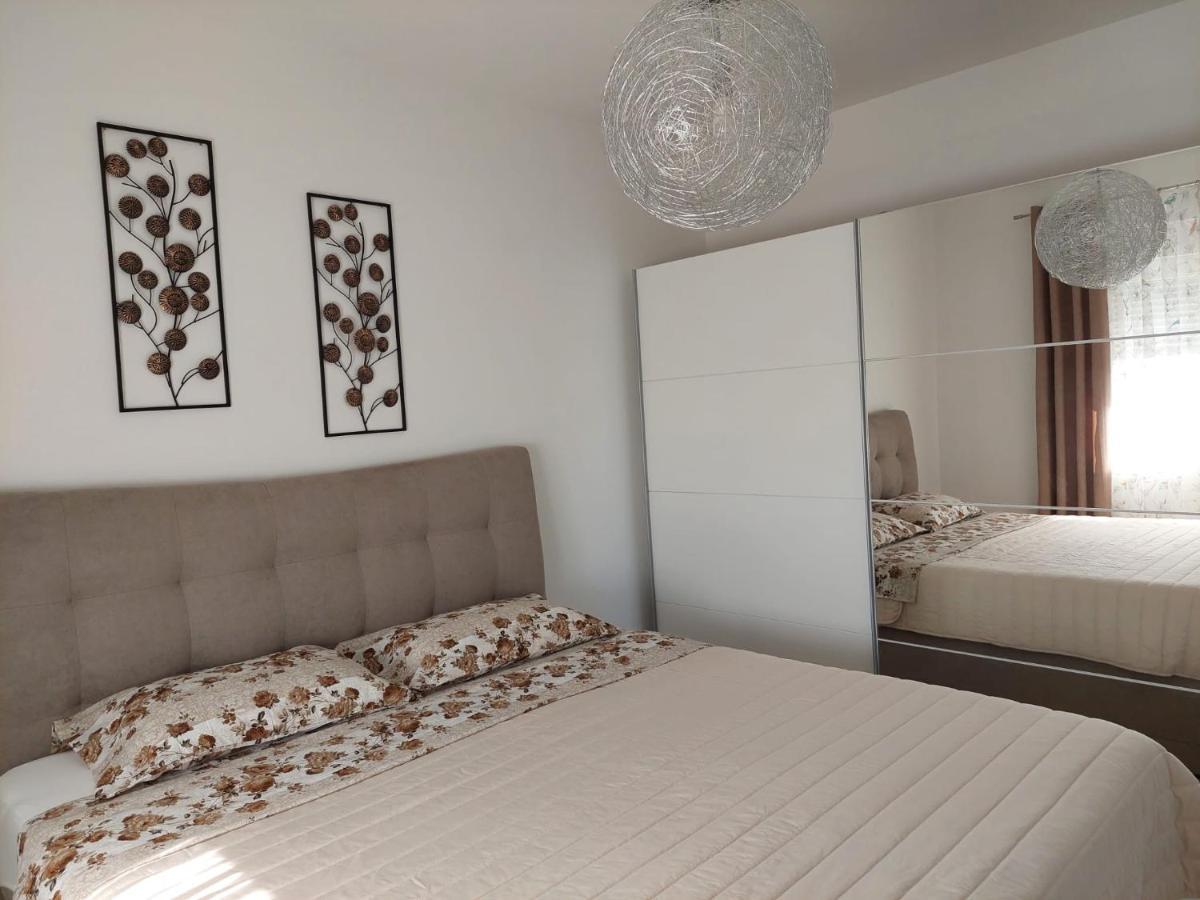 Апартаменти Penthouse Dream Look Рогозниця Екстер'єр фото